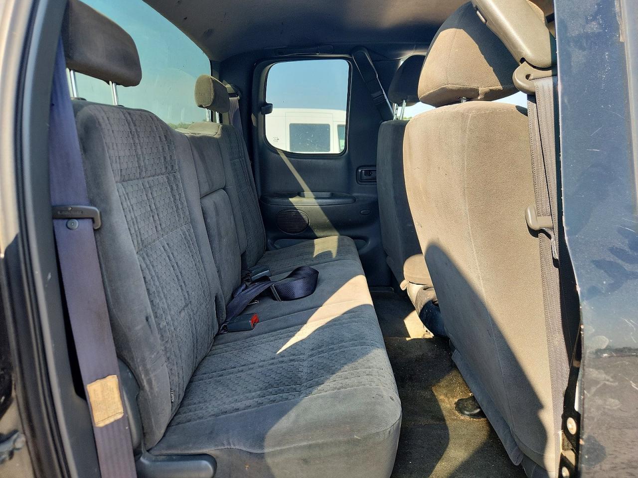 2003 TOYOTA TUNDRA SR5 — Фото 10 из 12