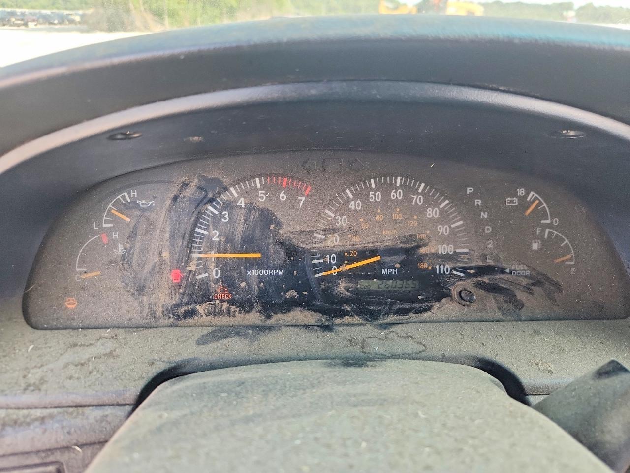 2003 TOYOTA TUNDRA SR5 — Фото 9 из 12