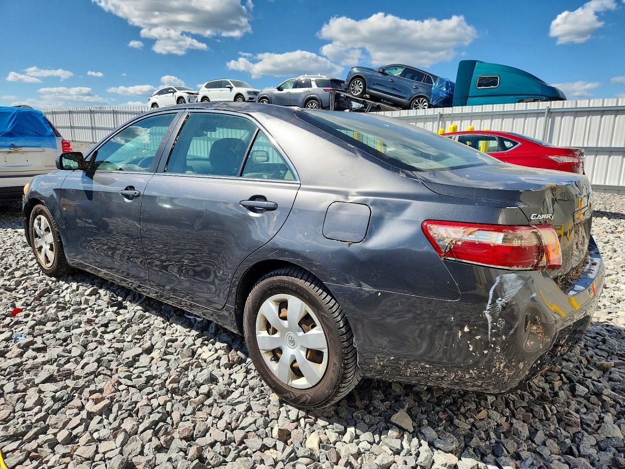 2009 TOYOTA CAMRY LE — Фото 2 из 12