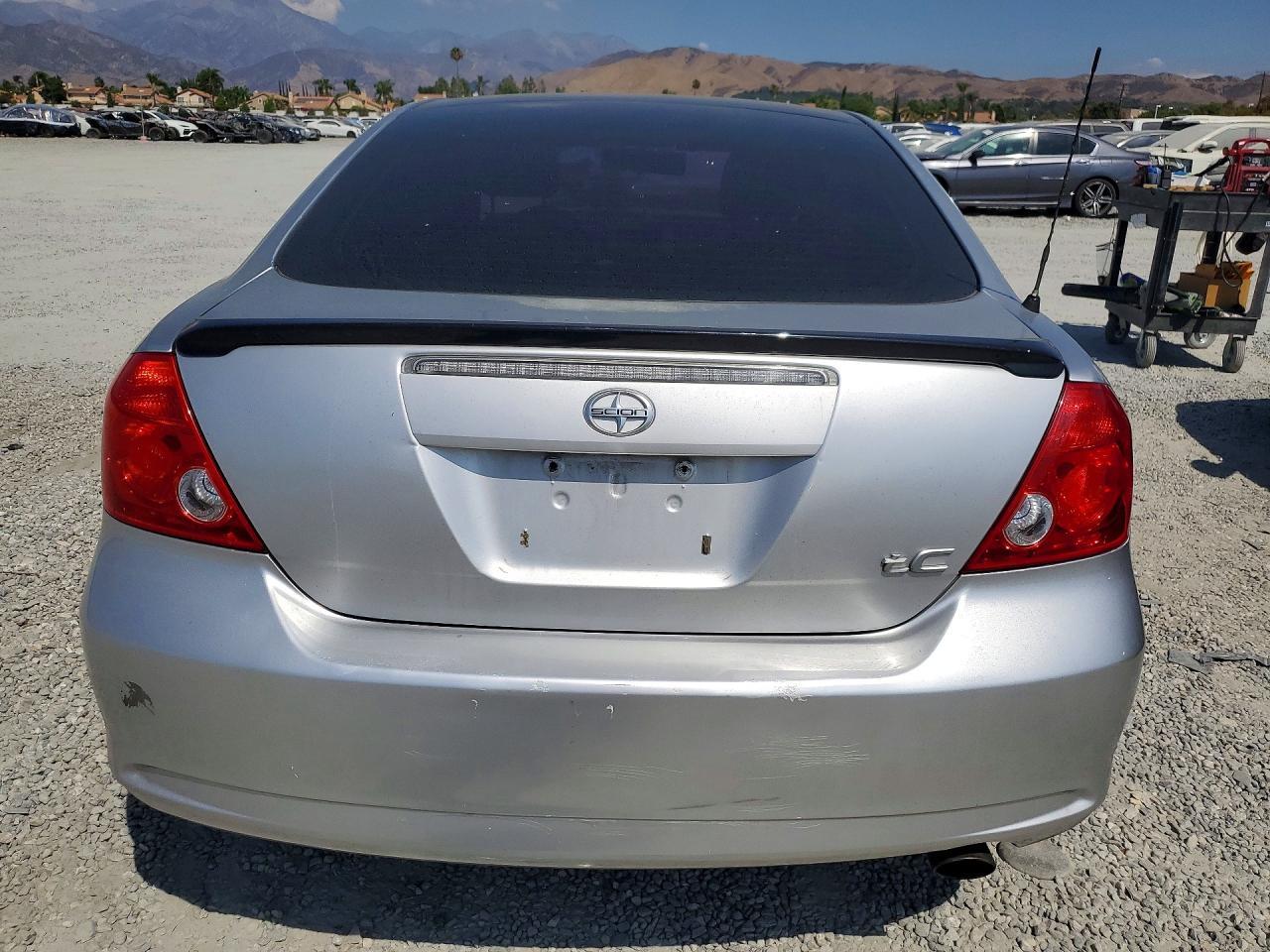 JTKDE177260128916 2006 SCION TC photo no. 6