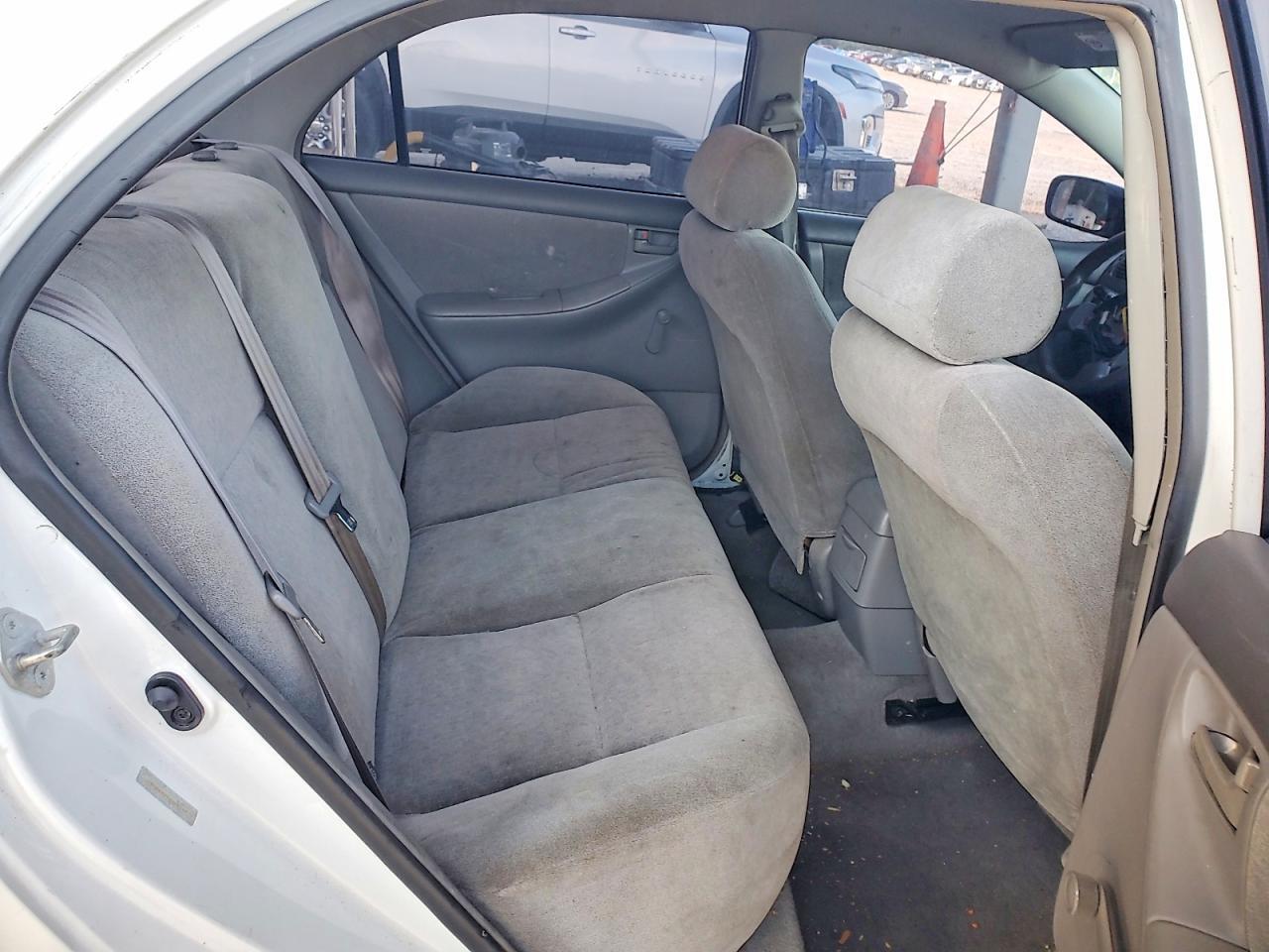 2003 TOYOTA COROLLA CE — Фото 10 из 12
