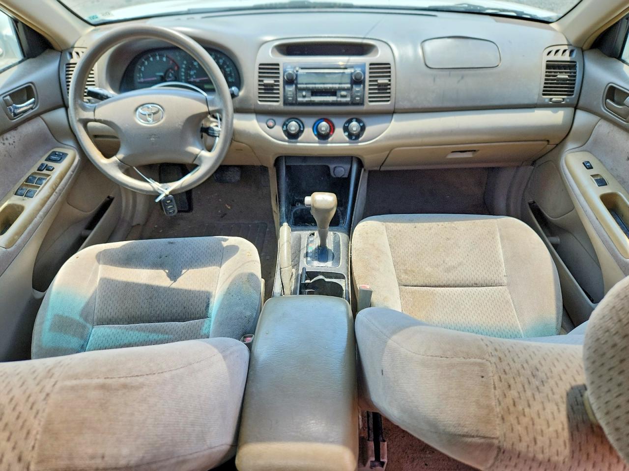 2003 TOYOTA CAMRY LE — Фото 8 из 12