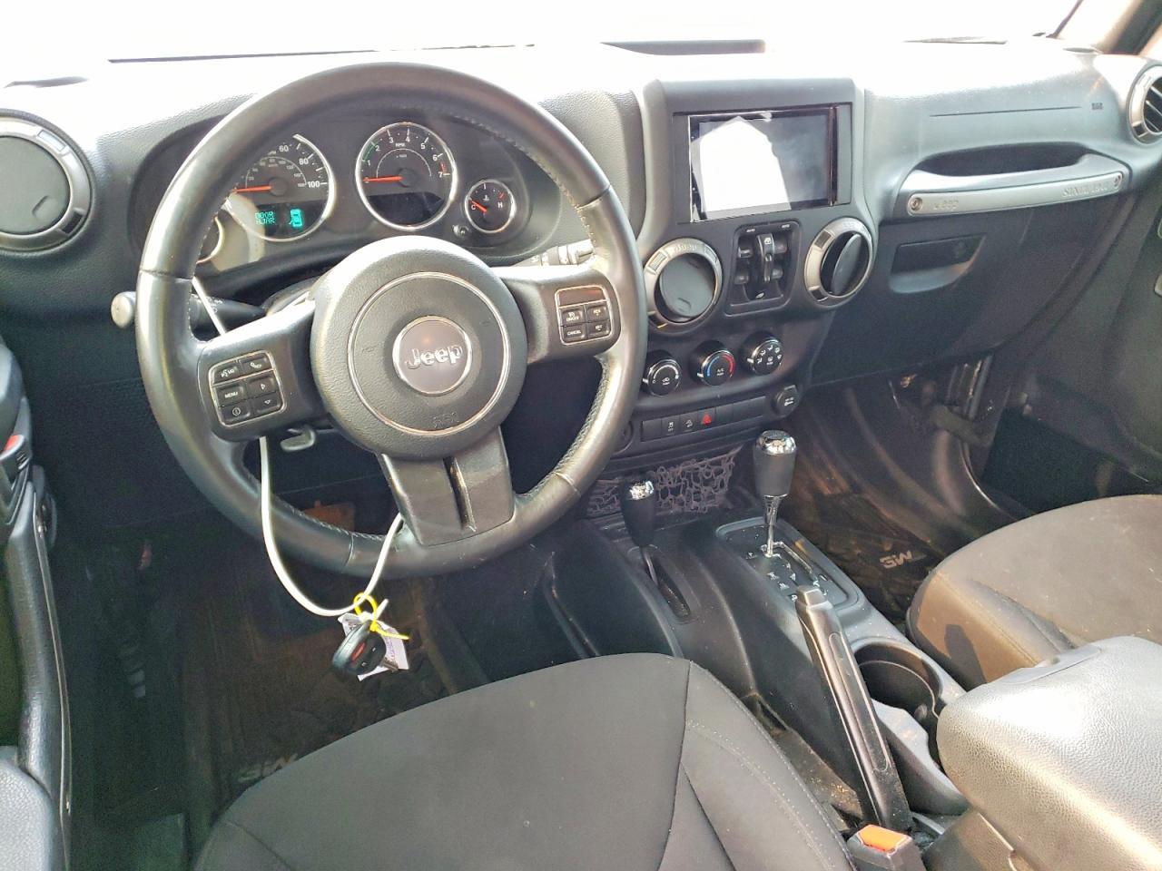 2016 JEEP WRANGLER UNLIMITED SPORT — Фото 8 из 12