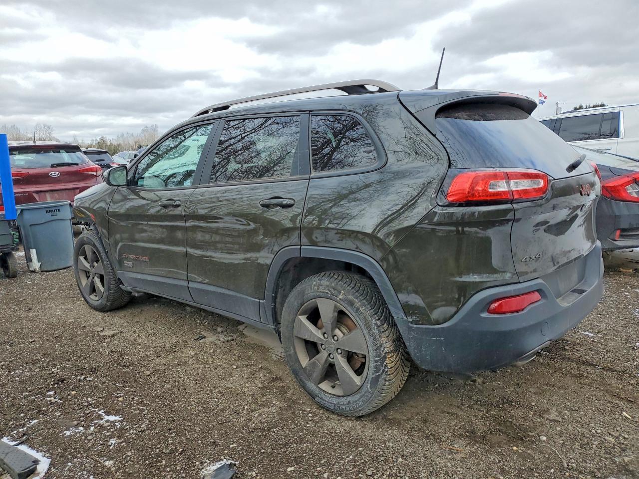 2016 JEEP CHEROKEE LATITUDE — Фото 2 из 13
