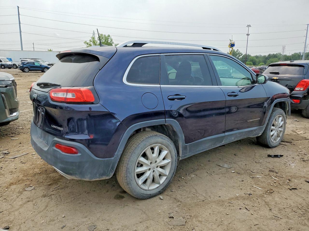 2016 JEEP CHEROKEE LIMITED — Фото 3 из 13