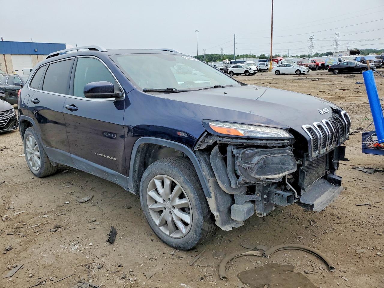 2016 JEEP CHEROKEE LIMITED — Фото 4 из 13