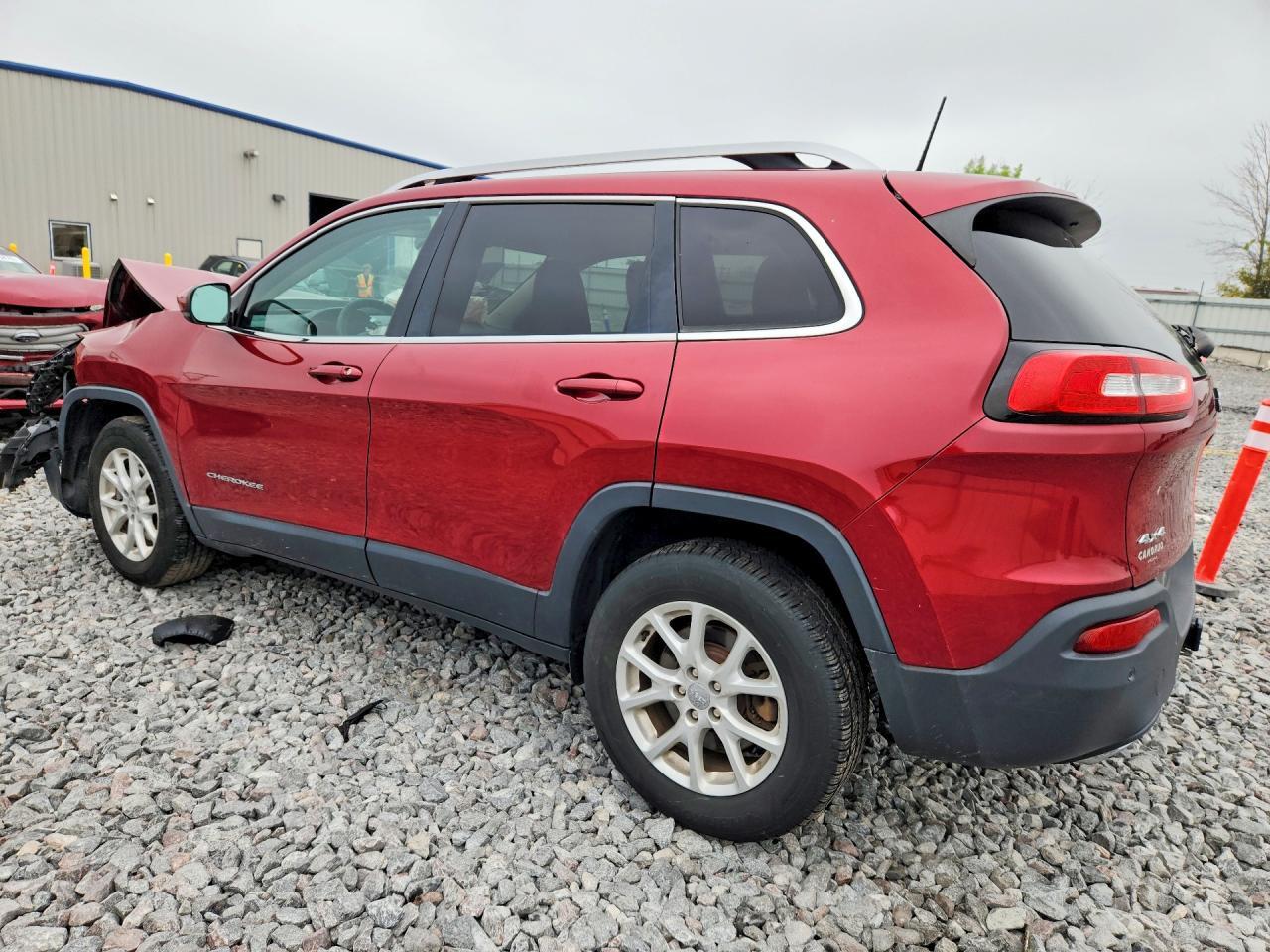 2016 JEEP CHEROKEE LATITUDE — Фото 2 из 13