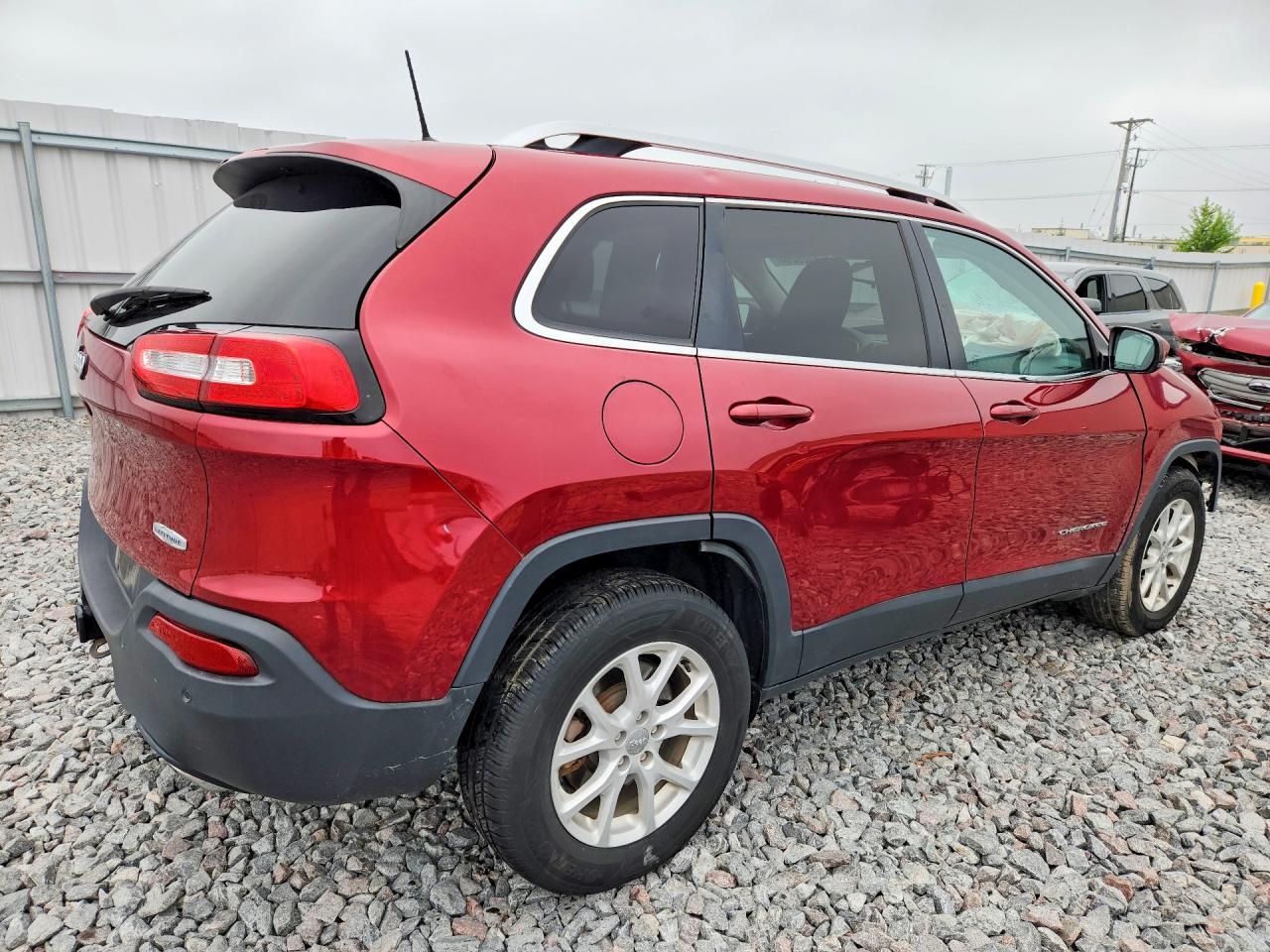 2016 JEEP CHEROKEE LATITUDE — Фото 3 из 13