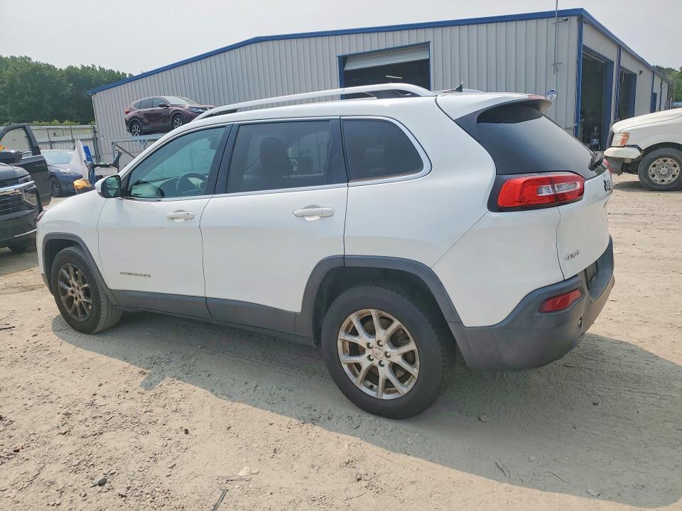 2016 JEEP CHEROKEE LATITUDE — Фото 2 из 12
