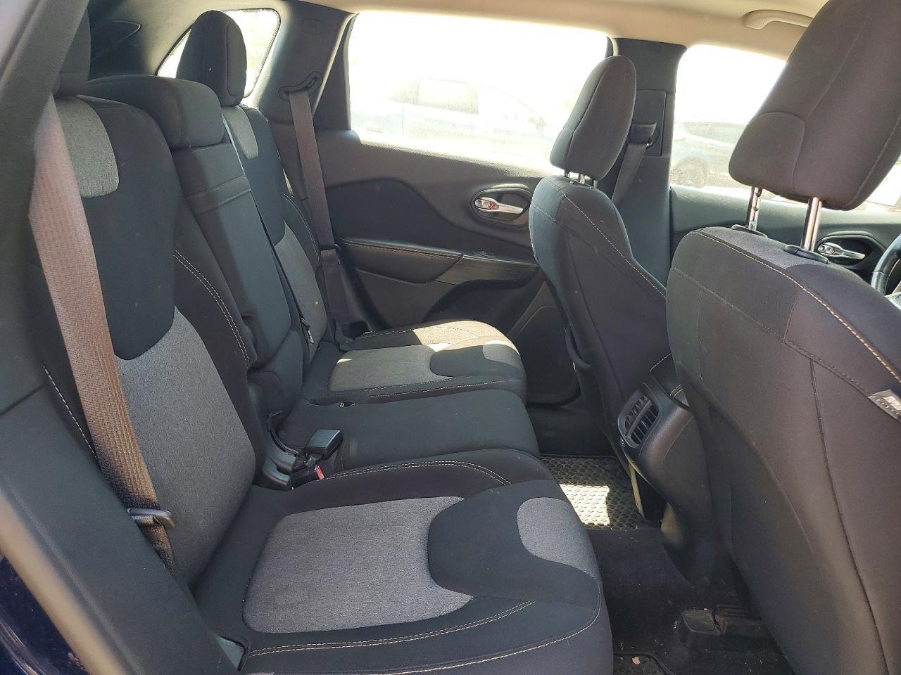 2016 JEEP CHEROKEE SPORT — Фото 11 из 13