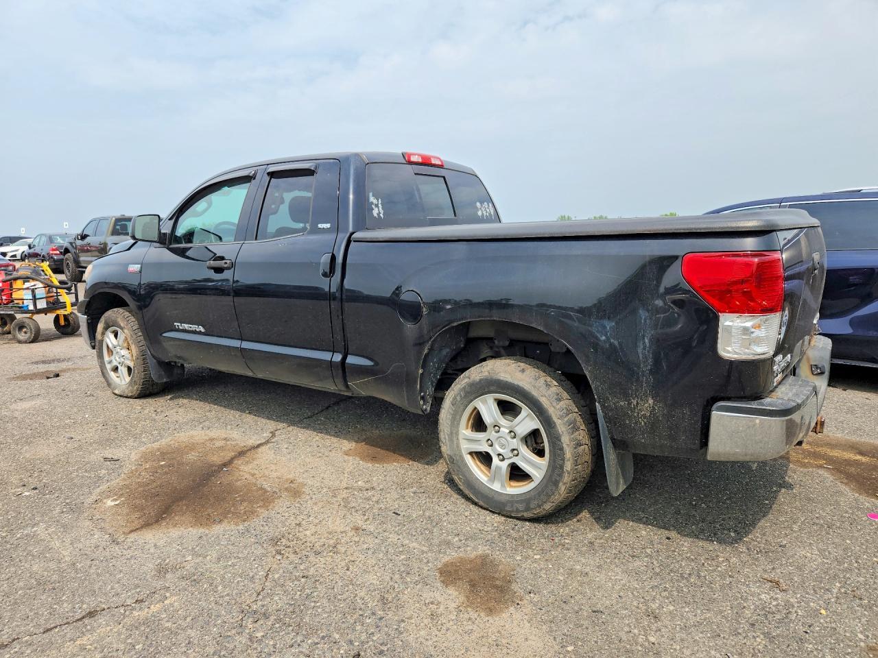 2012 TOYOTA TUNDRA DOUBLE CAB SR5 — Фото 2 из 12