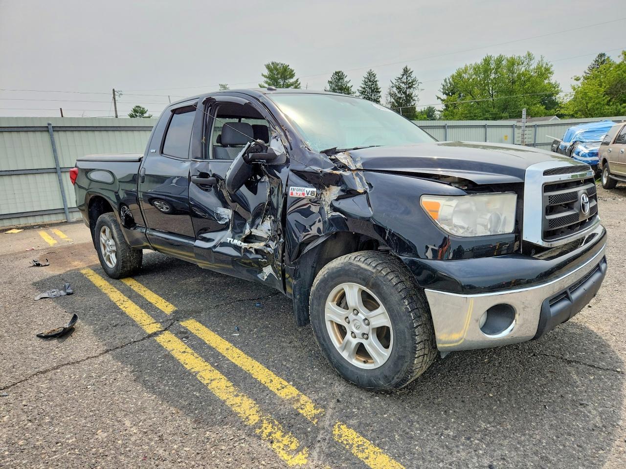 2012 TOYOTA TUNDRA DOUBLE CAB SR5 — Фото 4 из 12