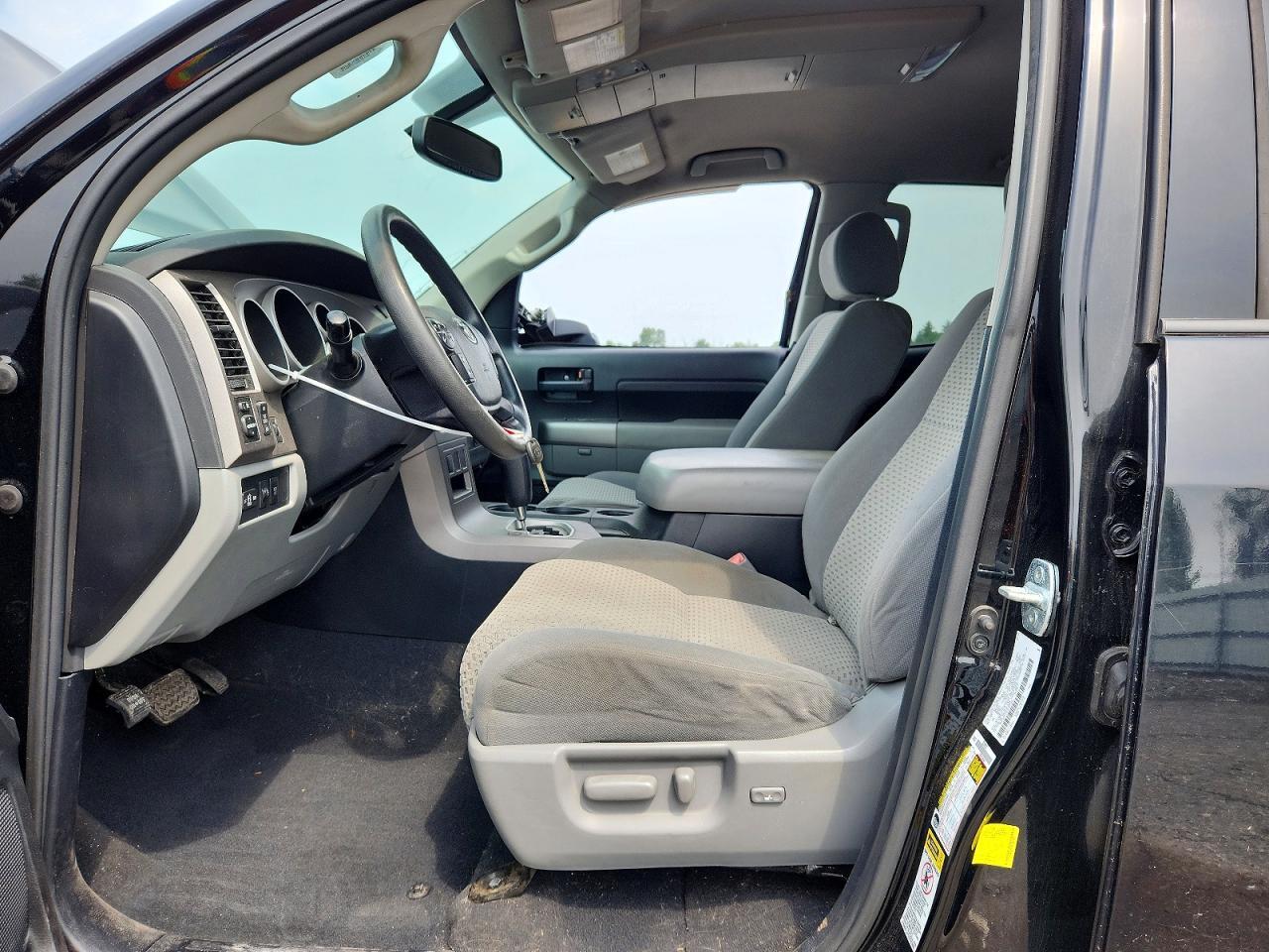 2012 TOYOTA TUNDRA DOUBLE CAB SR5 — Фото 7 из 12