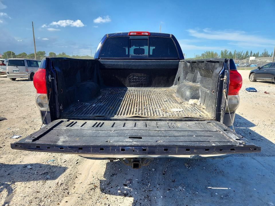2012 TOYOTA TUNDRA DOUBLE CAB SR5 — Фото 6 из 12