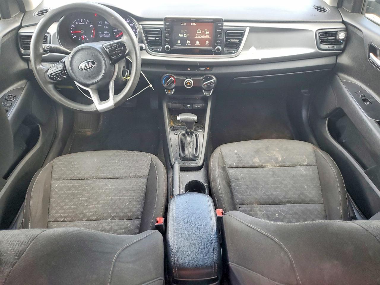 2020 KIA RIO S — Фото 8 из 12