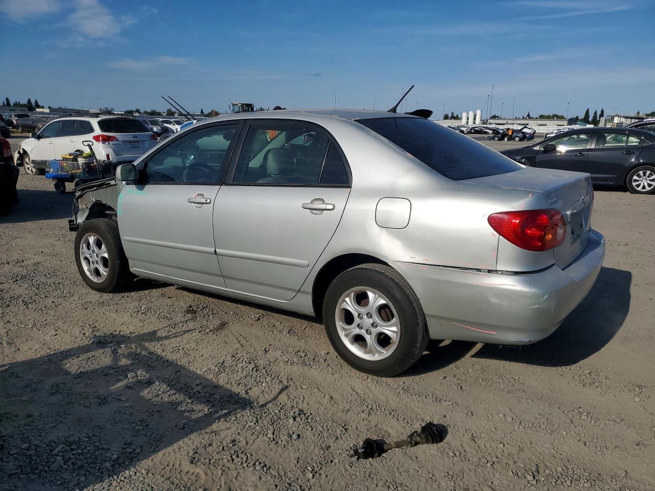 2003 TOYOTA COROLLA LE — Фото 2 из 13