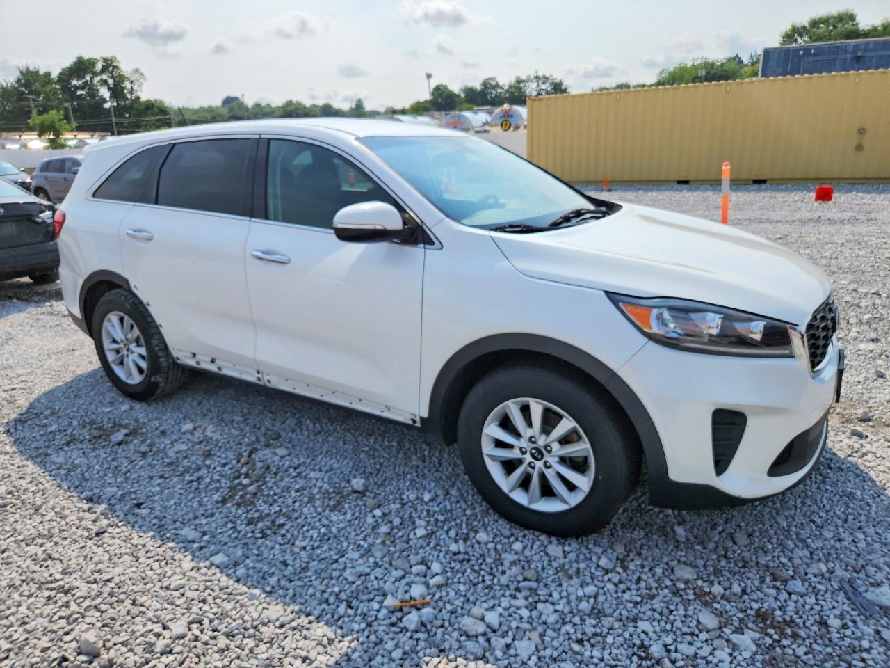 2020 KIA SORENTO S — Фото 4 из 13