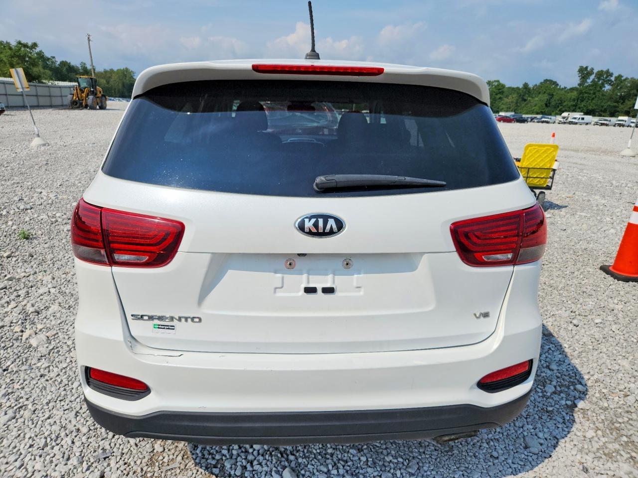 2020 KIA SORENTO S — Фото 6 из 13