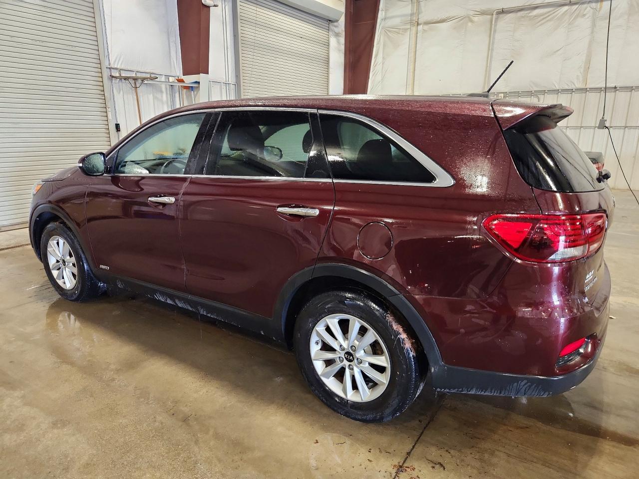 2020 KIA SORENTO S — Фото 2 из 13