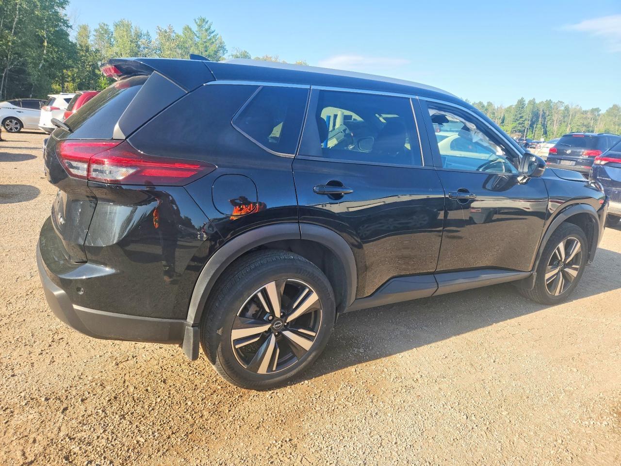 2024 NISSAN ROGUE SV — Фото 3 из 13