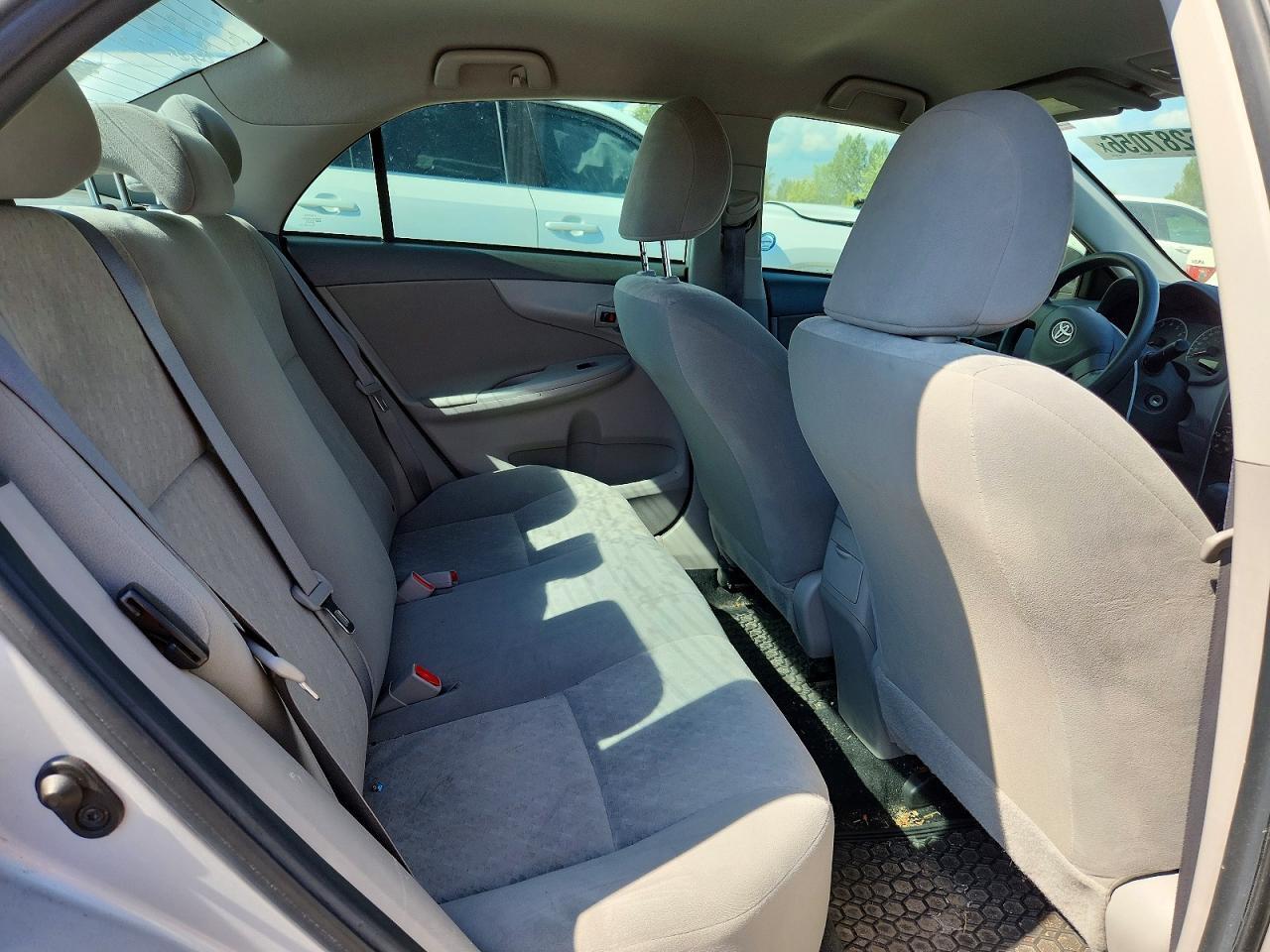 2009 TOYOTA COROLLA BASE — Фото 10 из 12