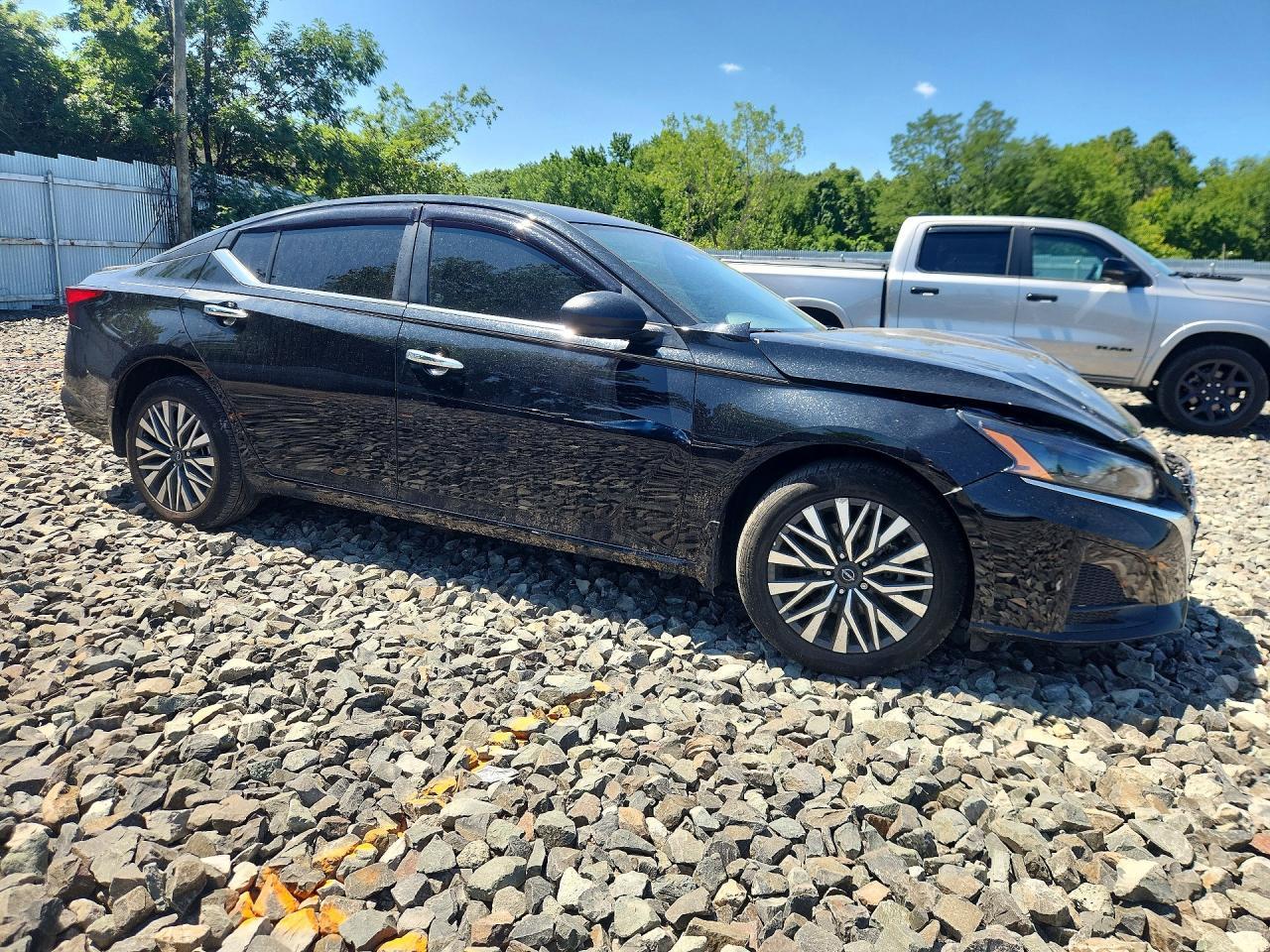 2024 NISSAN ALTIMA SV — Фото 4 из 13