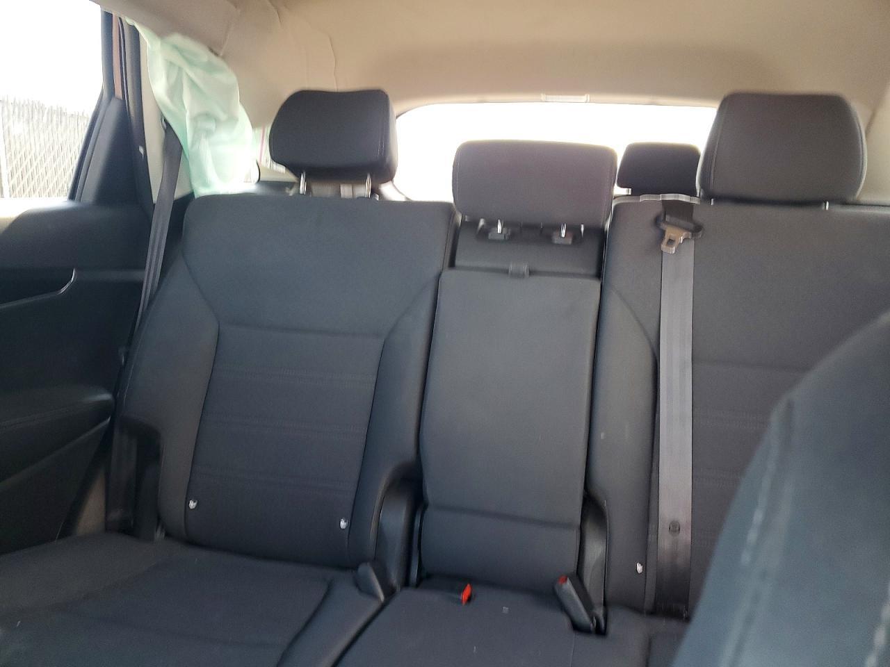 2020 KIA SORENTO LX — Фото 10 из 13