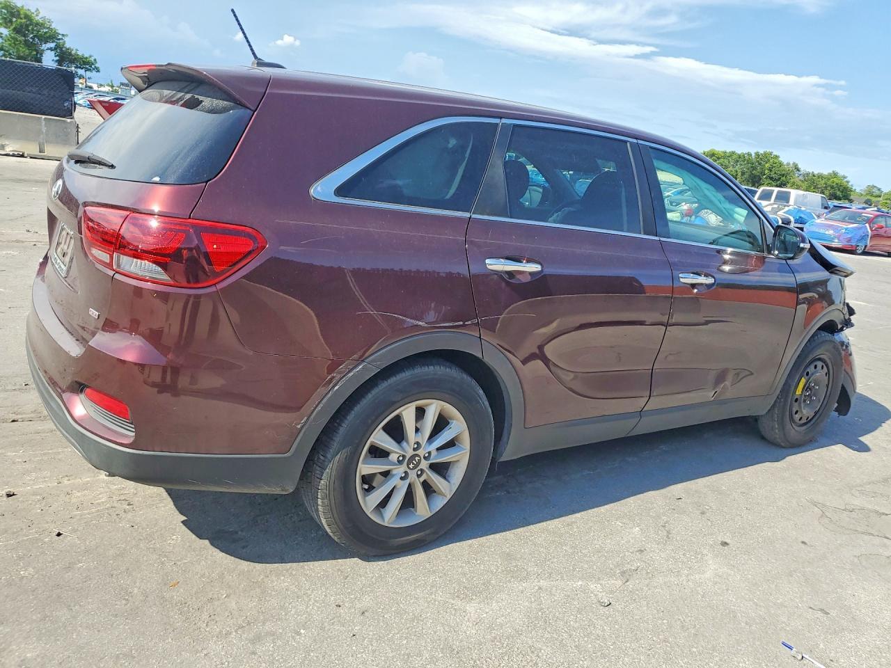 2020 KIA SORENTO LX — Фото 3 из 13