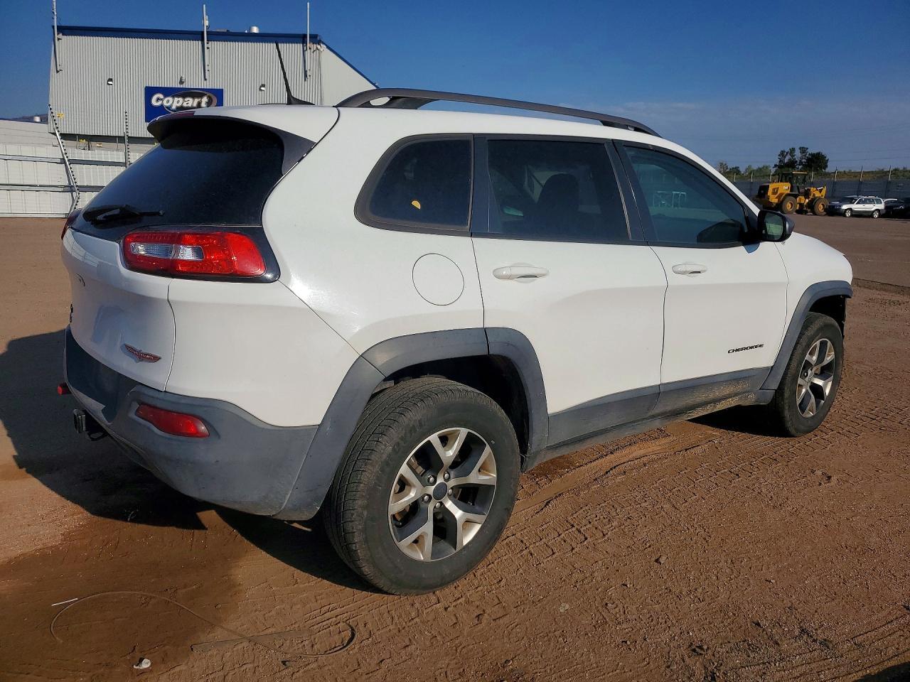 2016 JEEP CHEROKEE TRAILHAWK — Фото 3 из 13