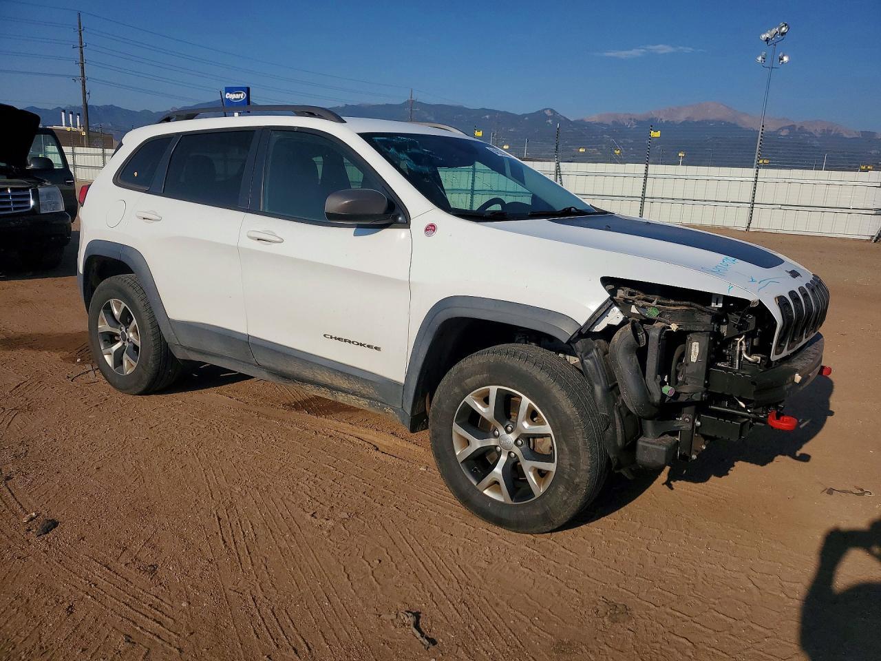 2016 JEEP CHEROKEE TRAILHAWK — Фото 4 из 13