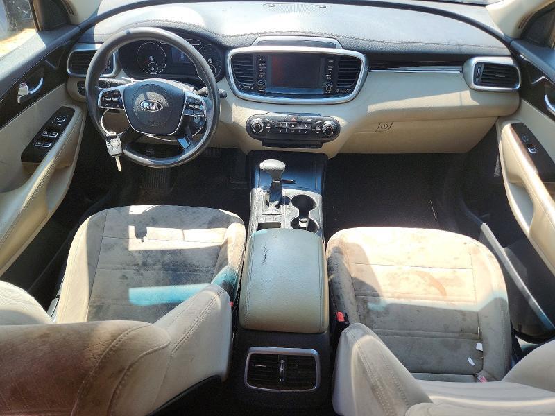 2020 KIA SORENTO LX — Фото 8 из 12