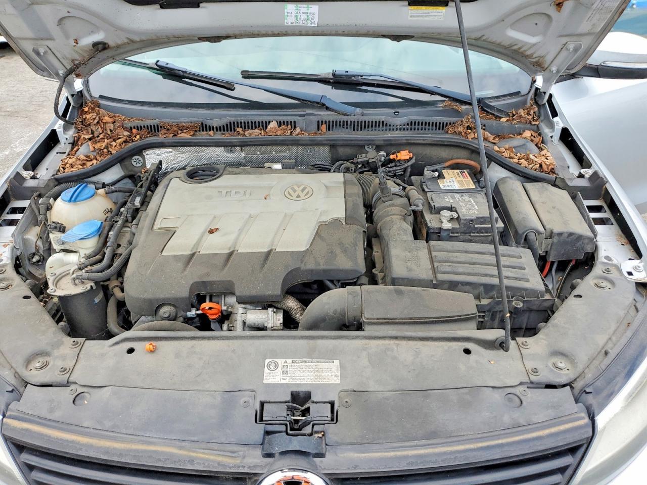 2012 VOLKSWAGEN JETTA TDI — Фото 11 из 12