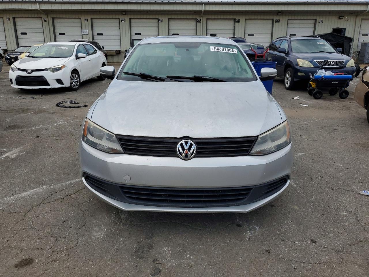 2012 VOLKSWAGEN JETTA TDI — Фото 5 из 12
