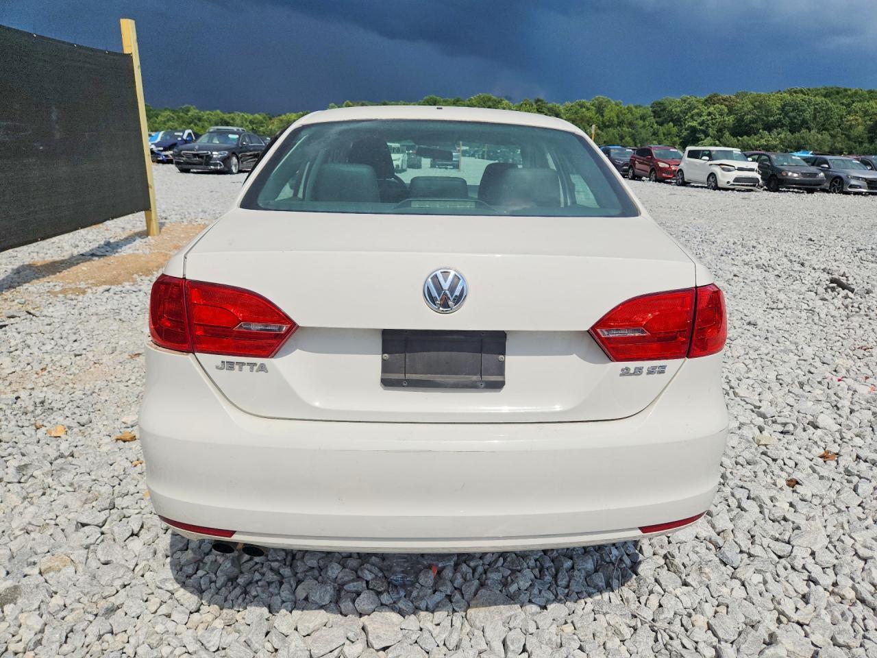 2012 VOLKSWAGEN JETTA SE — Фото 6 из 12