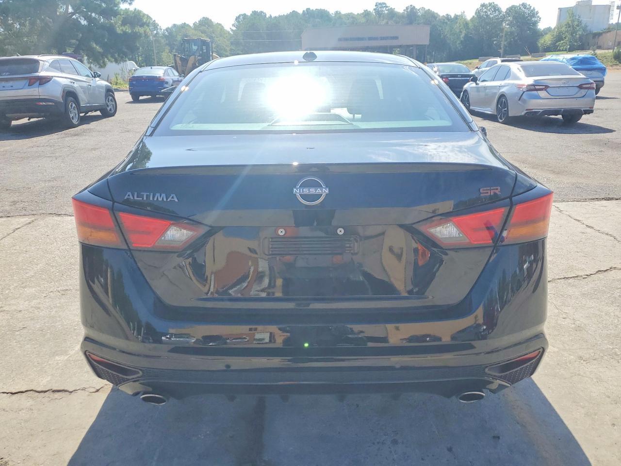 2024 NISSAN ALTIMA SR — Фото 6 из 12