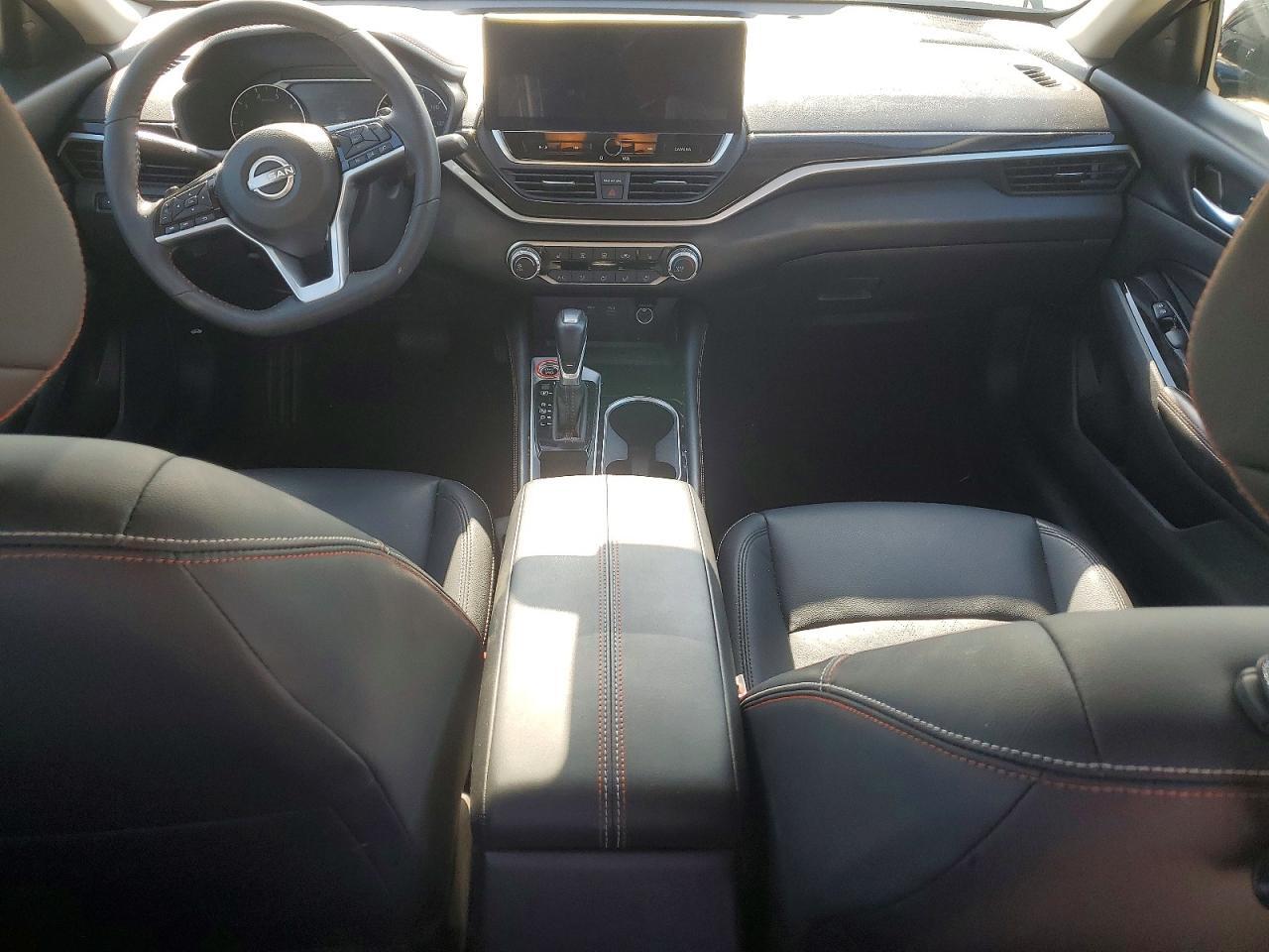 2024 NISSAN ALTIMA SR — Фото 8 из 12