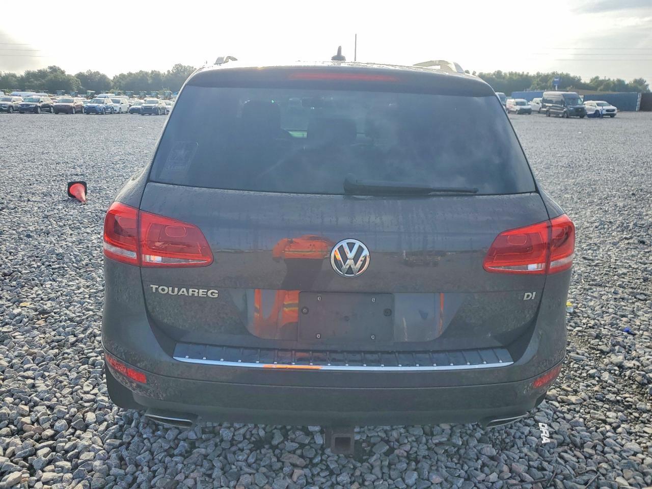 2012 VOLKSWAGEN TOUAREG V6 TDI — Фото 6 из 12