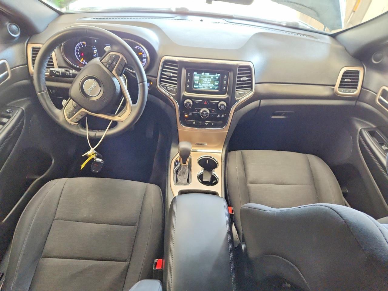 2016 JEEP GRAND CHEROKEE LAREDO — Фото 8 из 14