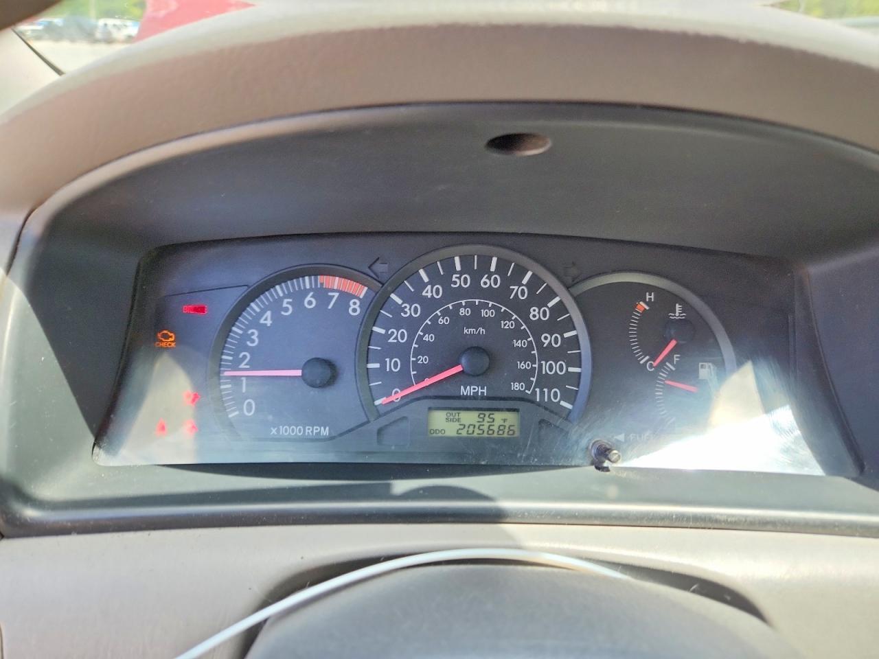 1NXBR32E26Z682918 2006 TOYOTA COROLLA photo no. 9