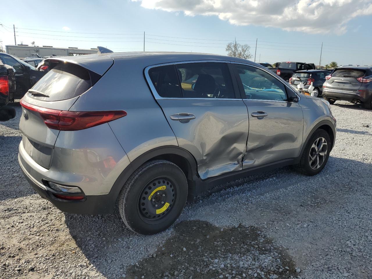 2020 KIA SPORTAGE LX — Фото 3 из 13