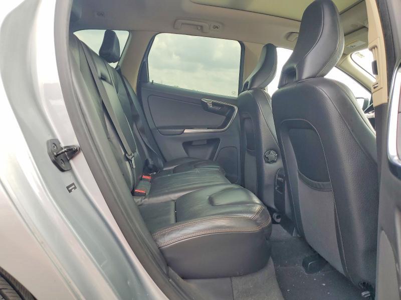 2012 VOLVO XC60 3.2 — Фото 11 из 13