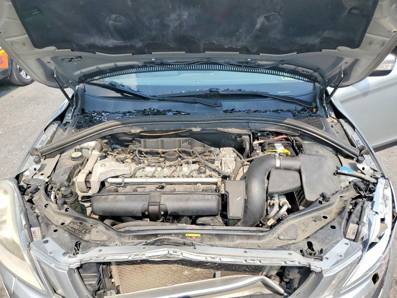 2012 VOLVO XC60 3.2 — Фото 12 из 13