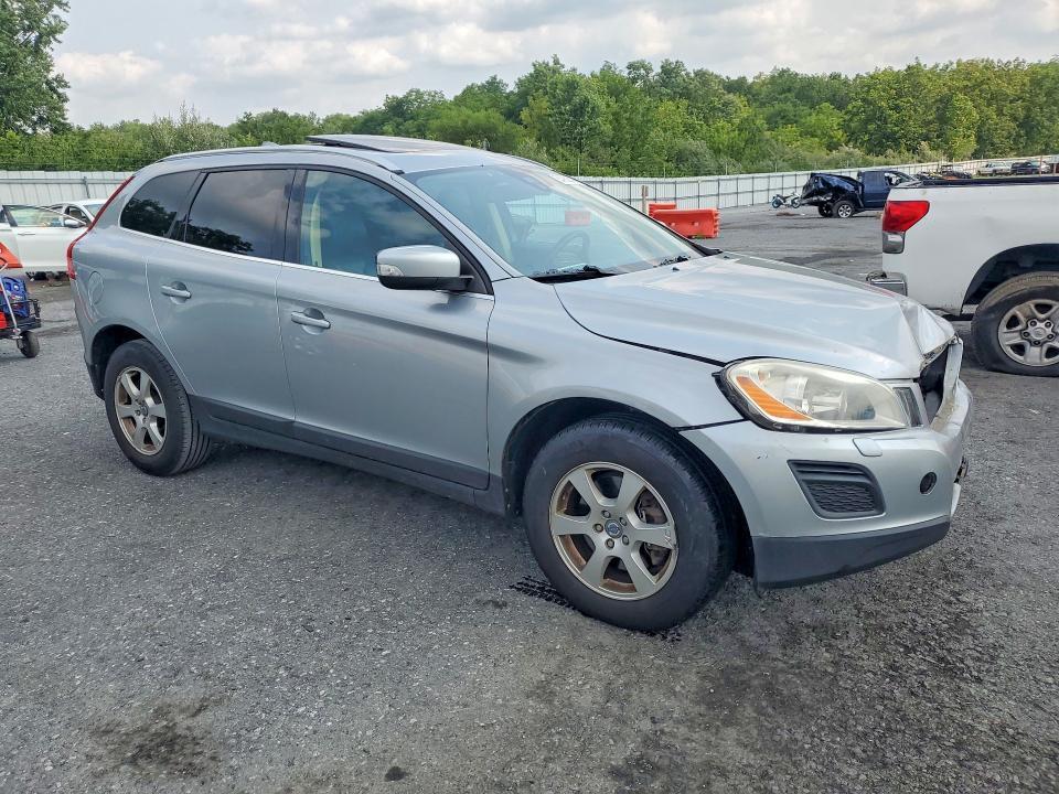 2012 VOLVO XC60 3.2 — Фото 4 из 13