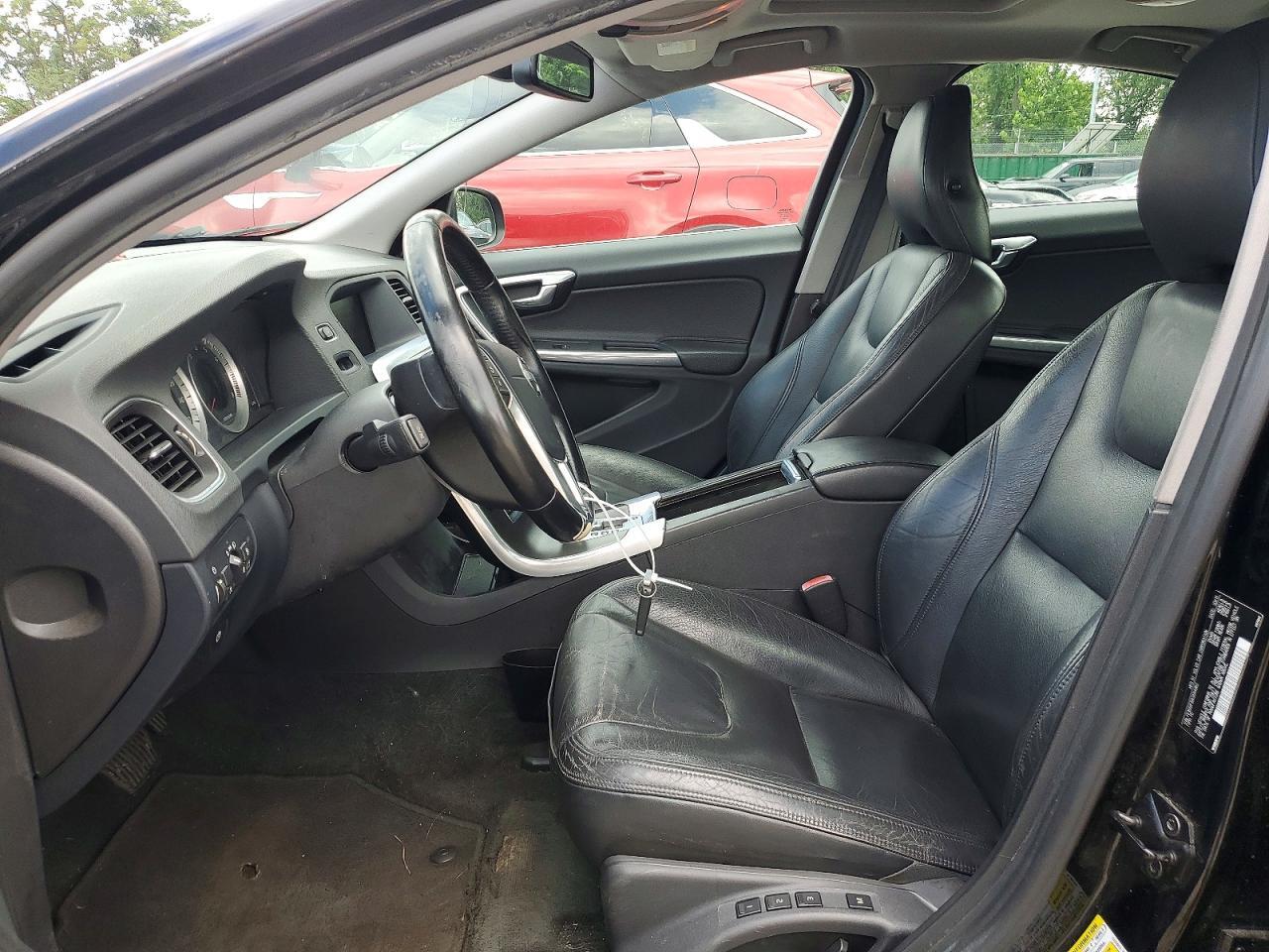 2012 VOLVO S60 T5 — Фото 7 из 12