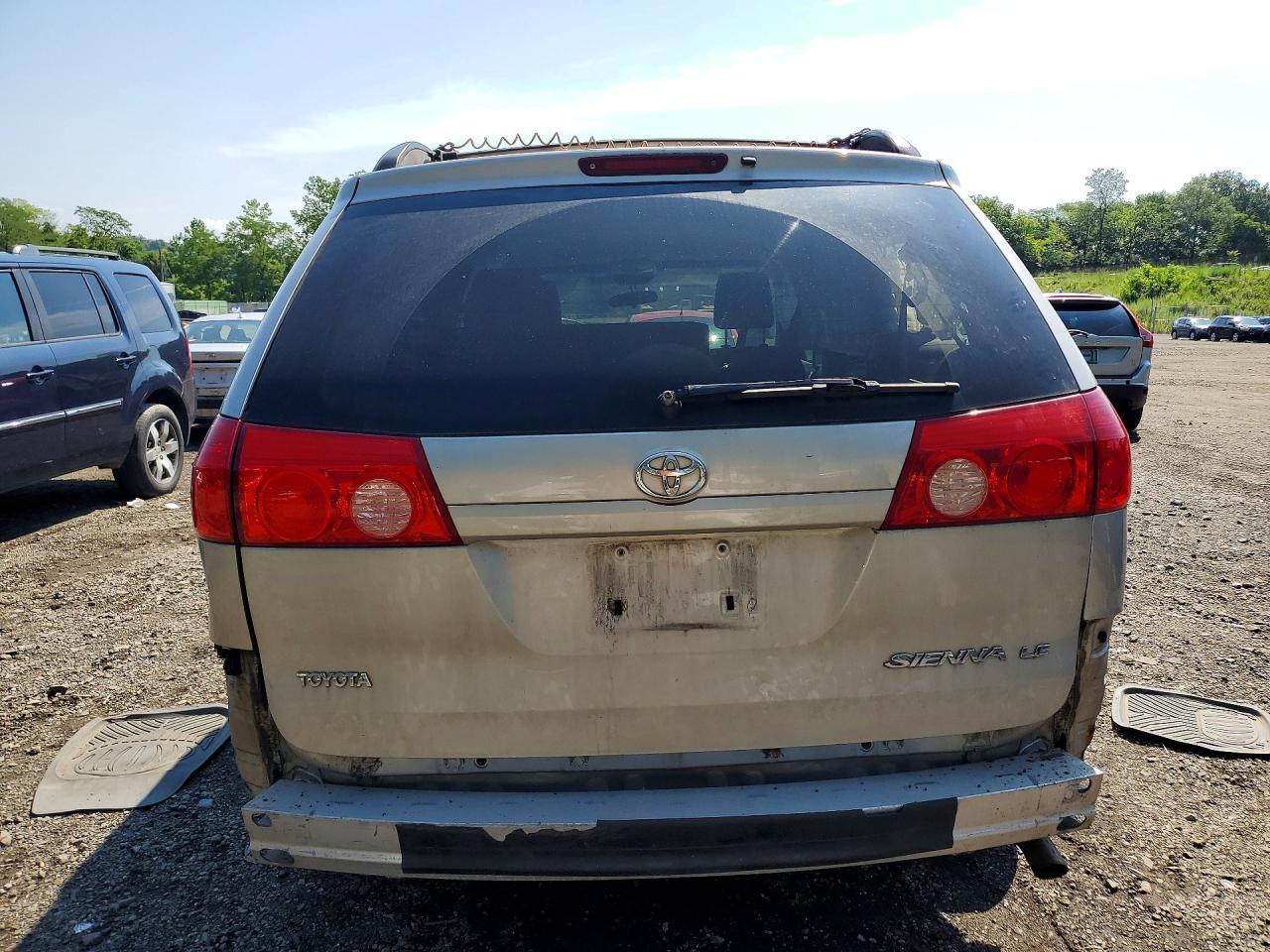 2009 TOYOTA SIENNA LE 7-PASSENGER — Фото 6 из 14