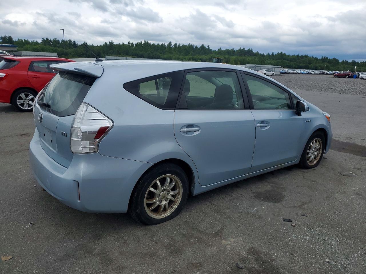 JTDZN3EU1D3193849 2013 TOYOTA PRIUS V photo no. 3