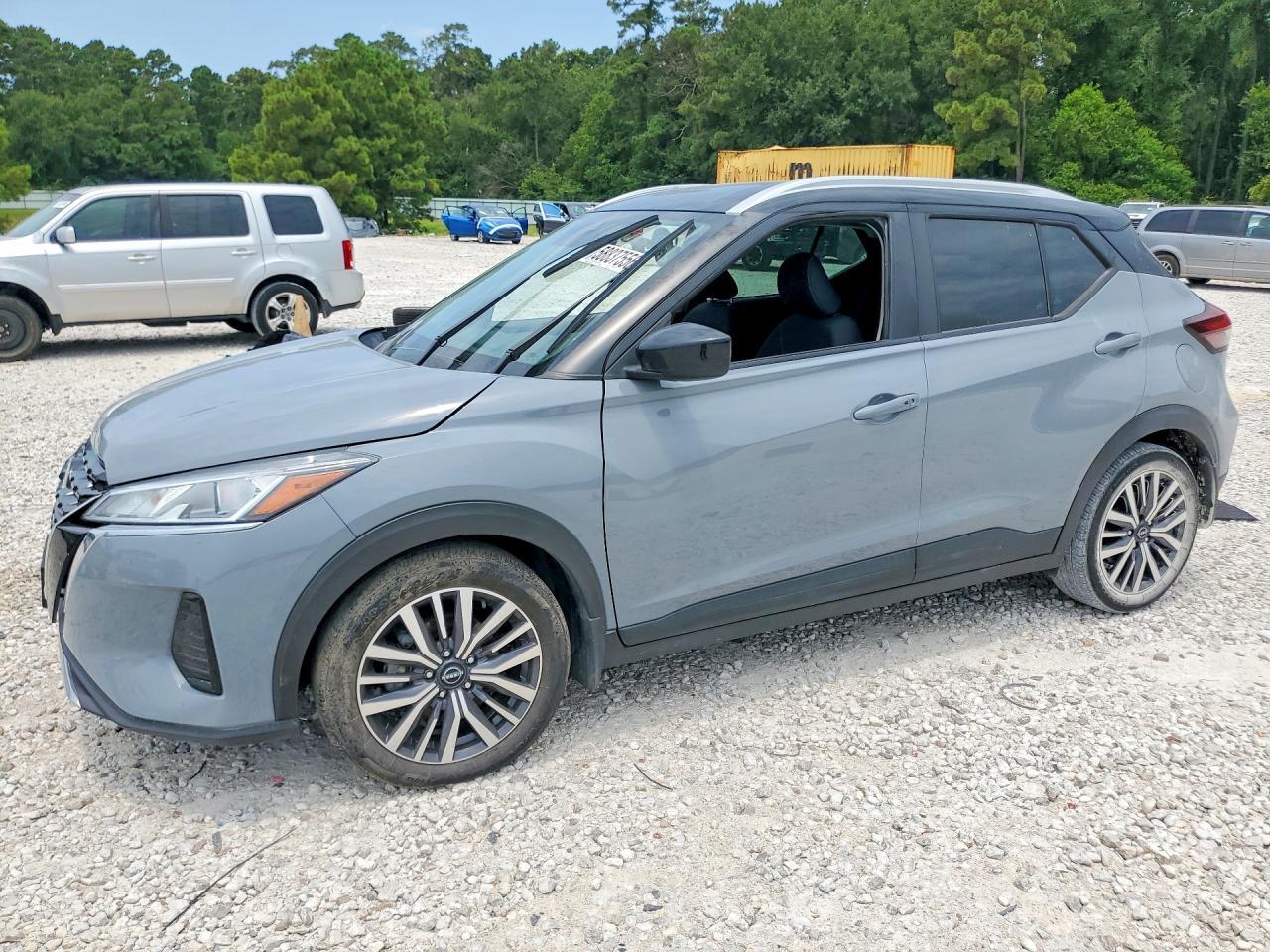 2024 NISSAN KICKS SV