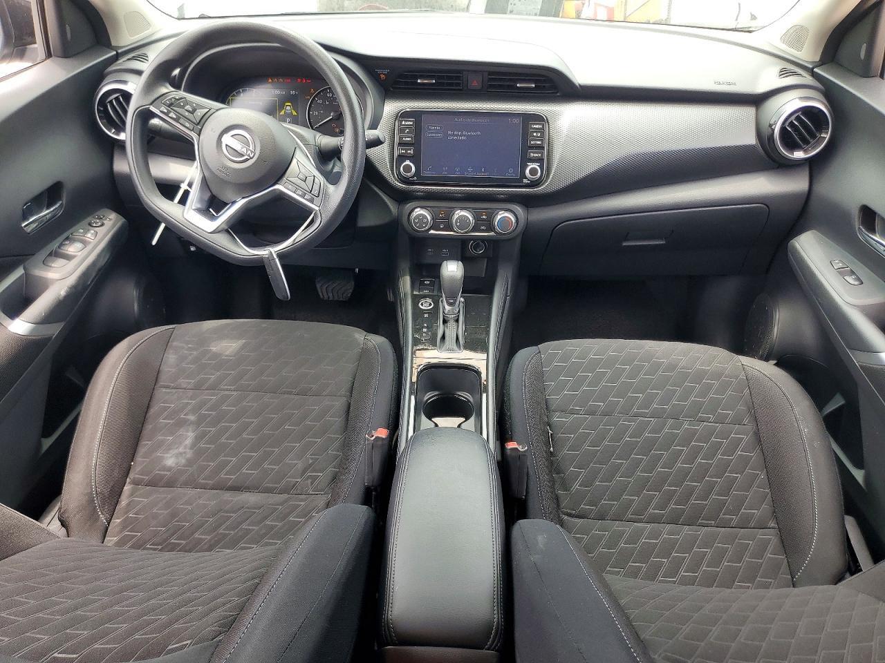 2024 NISSAN KICKS SV — Фото 8 из 13