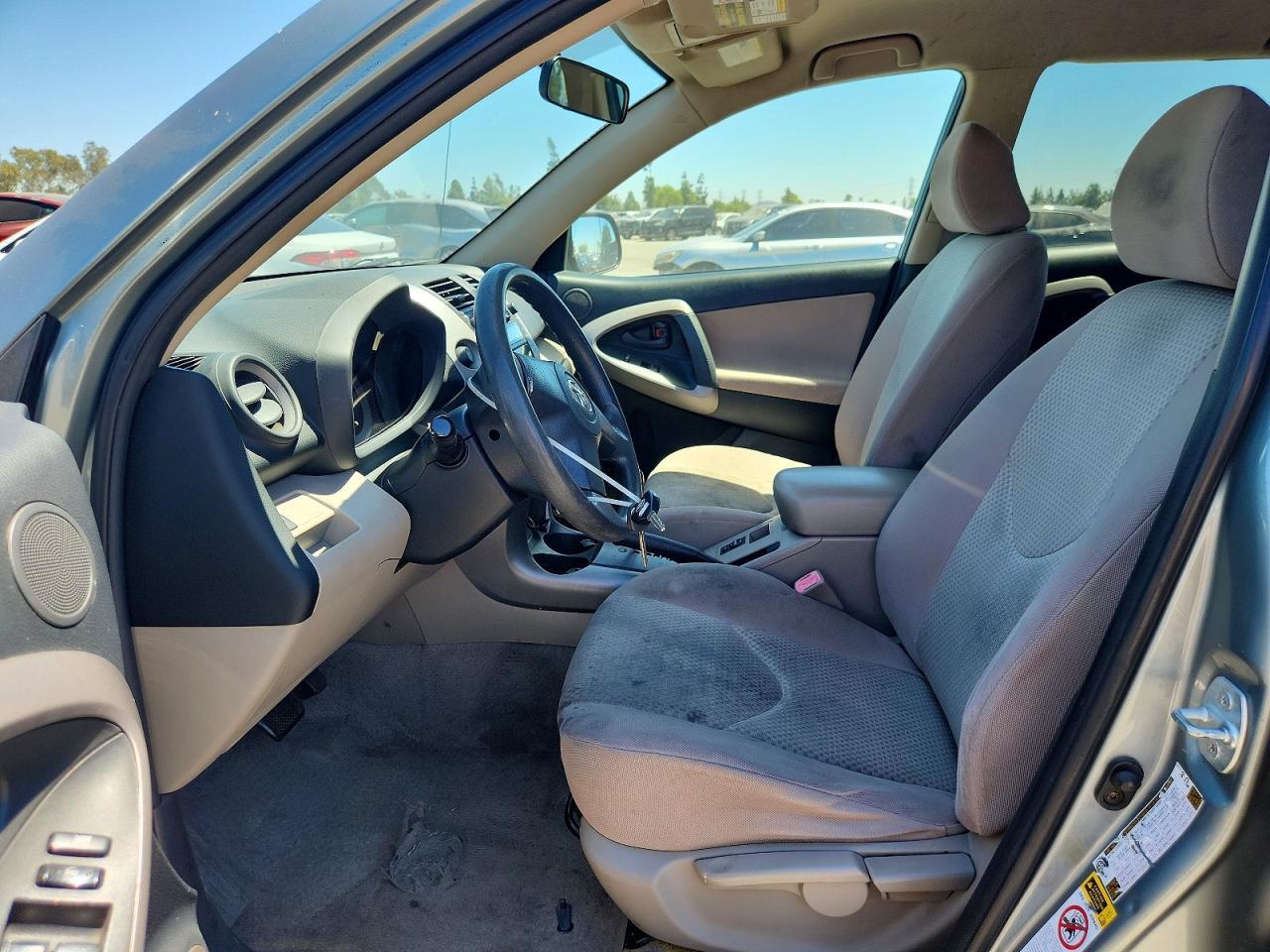 2006 TOYOTA RAV4 BASE — Фото 7 из 13
