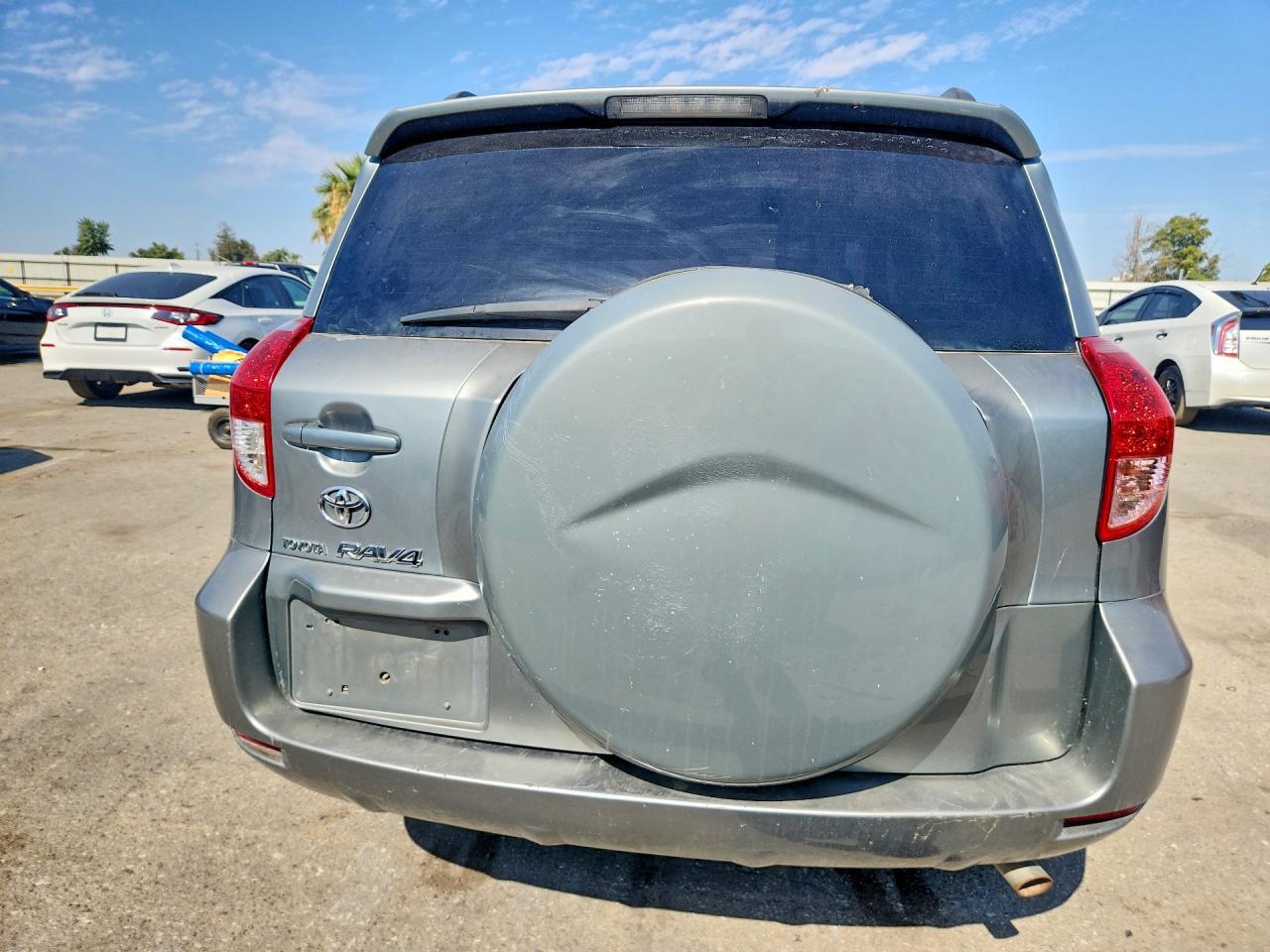 JTMZK33VX66001091 2006 TOYOTA RAV4 photo no. 6